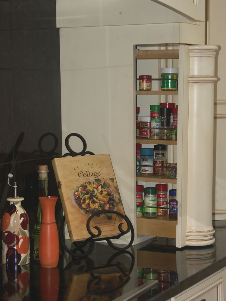 Kitchen L